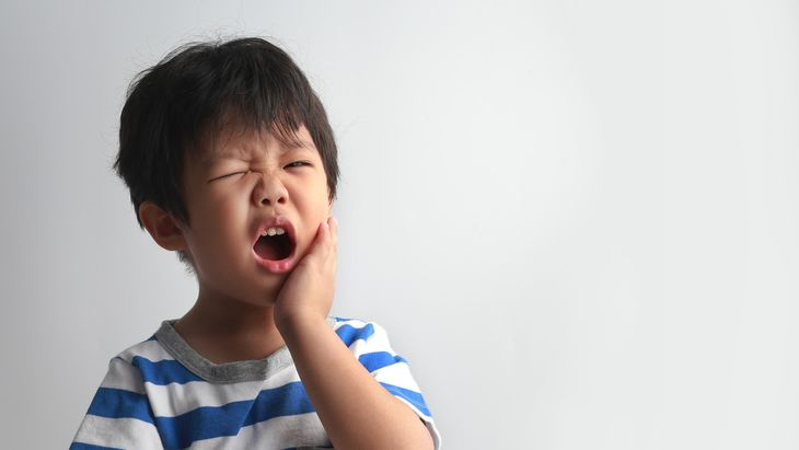 Cara Mengatasi Sakit Gigi pada Anak, Yuk Simak!