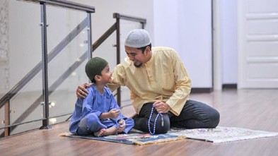 Menerapkan 7 Sifat Teladan Rasulullah SAW Kepada Anak