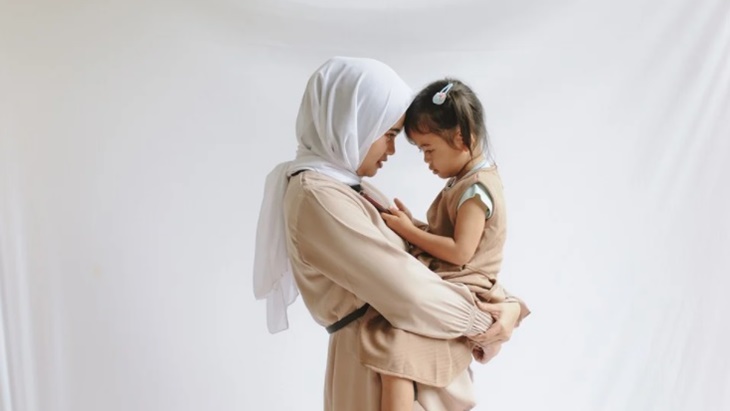 Terjebak dalam Mom Shaming, Hempaskan dengan 5 Cara ini, Bunda - MerahPutih
