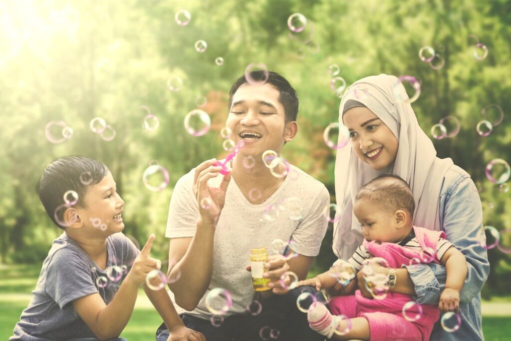 Ayah Bunda, Didiklah Anakmu dengan Cinta dan Keteladanan