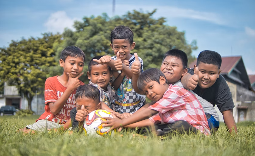 Membentuk Anak yang Percaya Diri di Lingkungan