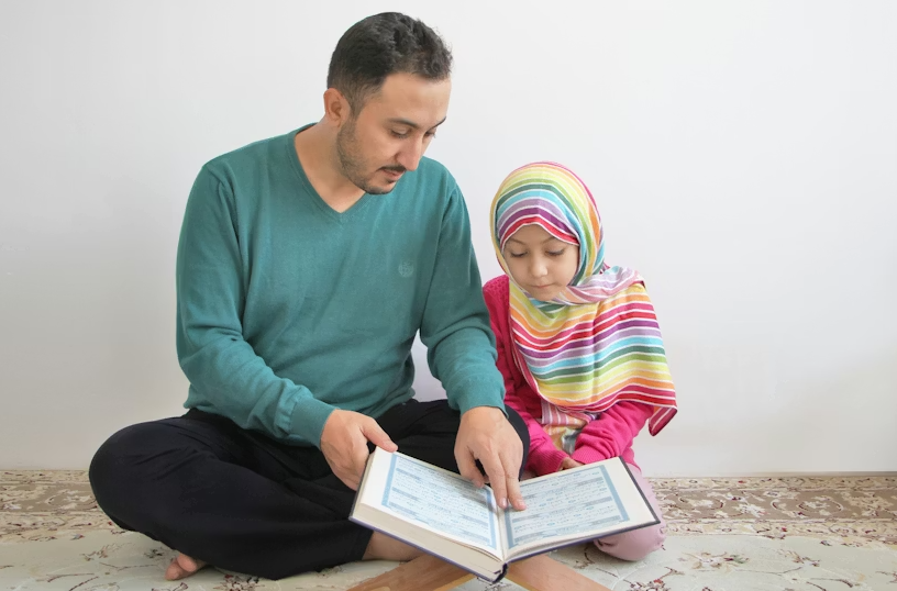 Menjadi Orang Tua, Ladang Pahala dan Ibadah Tanpa Batas