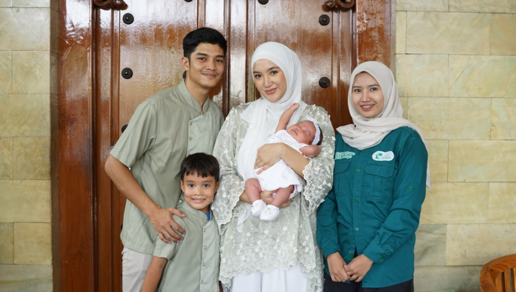 Alhamdulillah, Aqiqah Al Hilal Dipercaya Menjadi Bagian dari Momen Aqiqah Putri dari Deryl de Keizer dan Erica Putri
