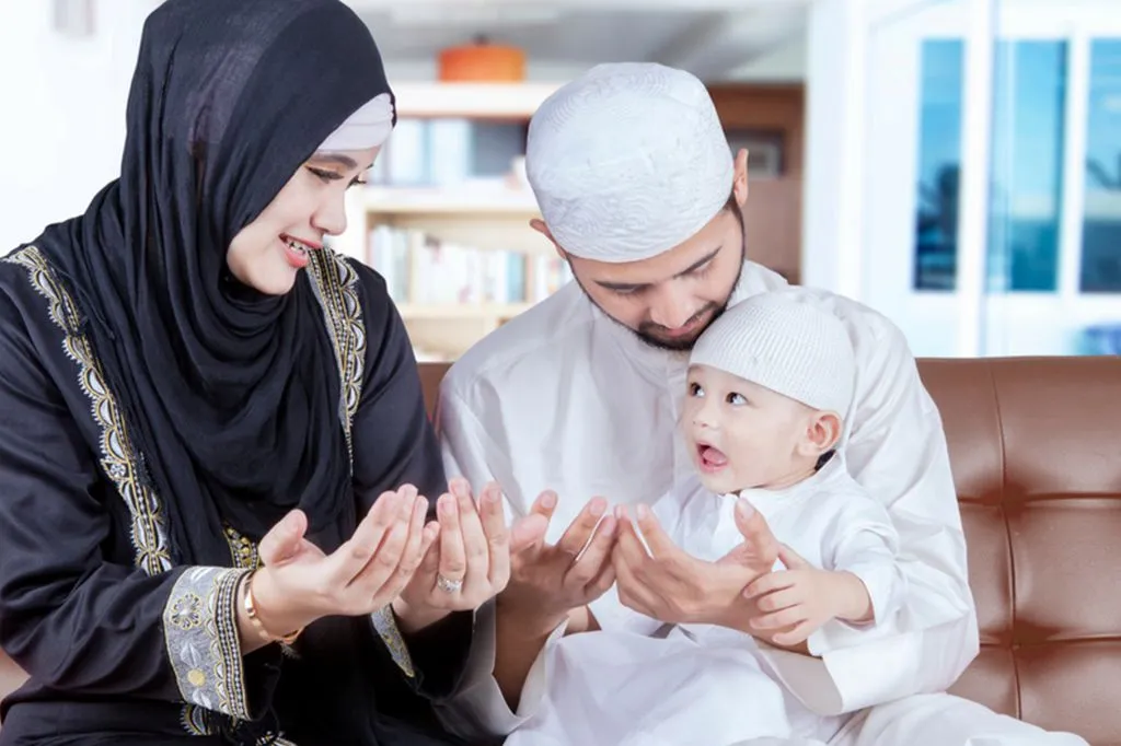 Pahala Menjadi Orang Tua, Amanah yang Alirkan Kebaikan Tanpa Henti